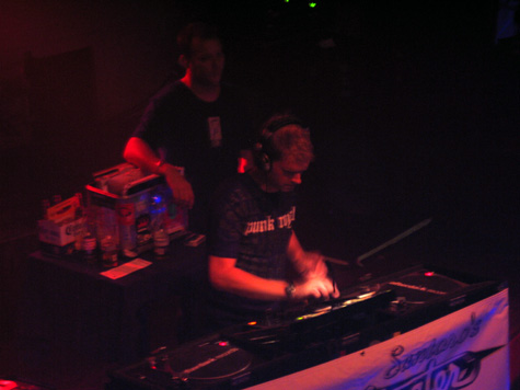 [picture: mike on the decks]